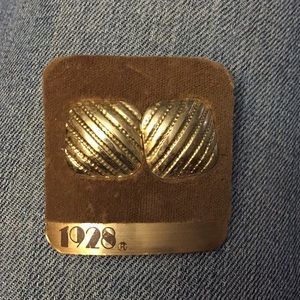 {Vintage} 1928 Earrings